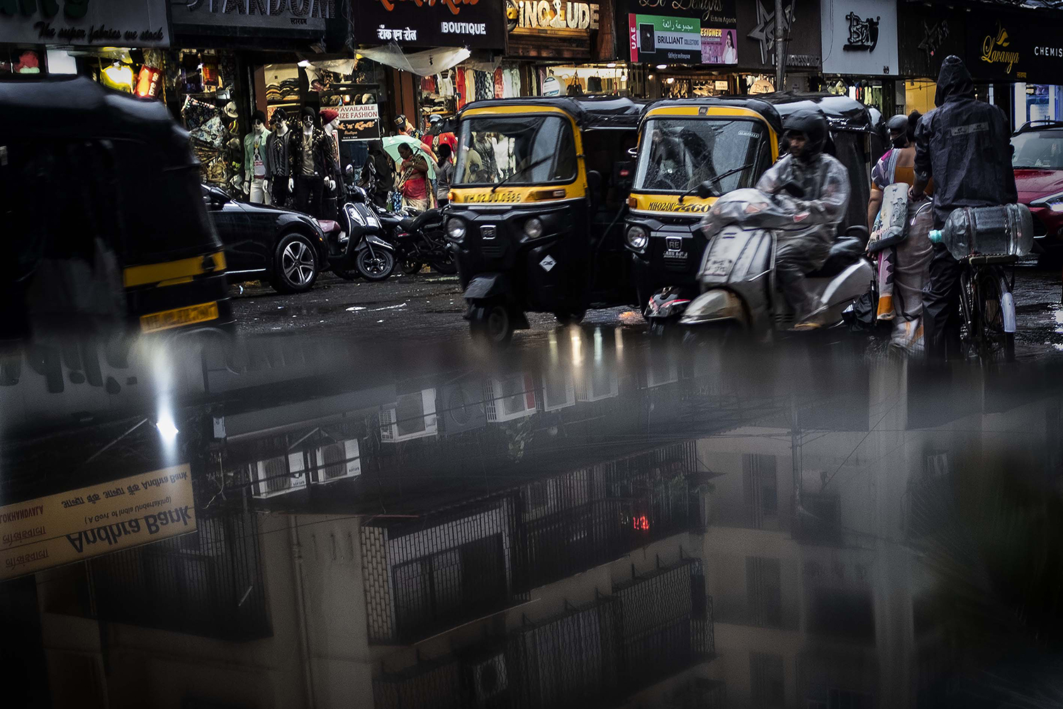 Mumbaj – Małgorzata Wakuluk Mumbaj - Małgorzata Wakuluk