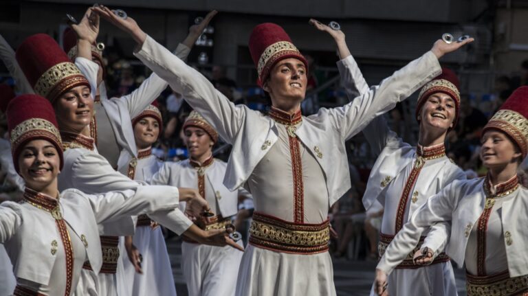 Moros y Cristianos - Małgorzata Wakuluk