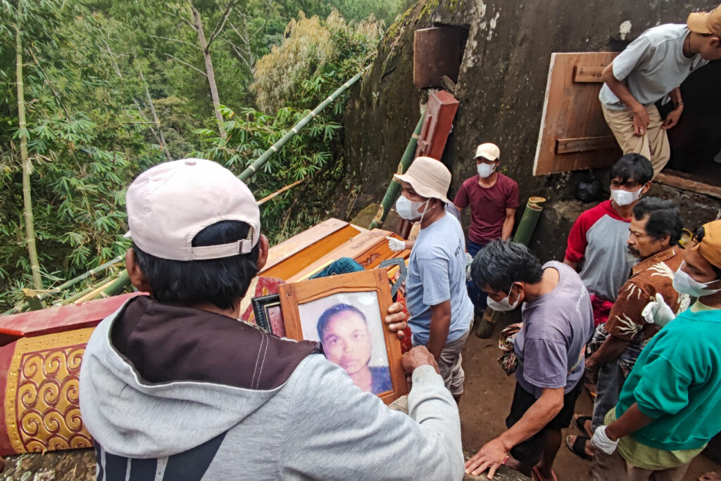 Ma'nene - Natalia Umiastowska